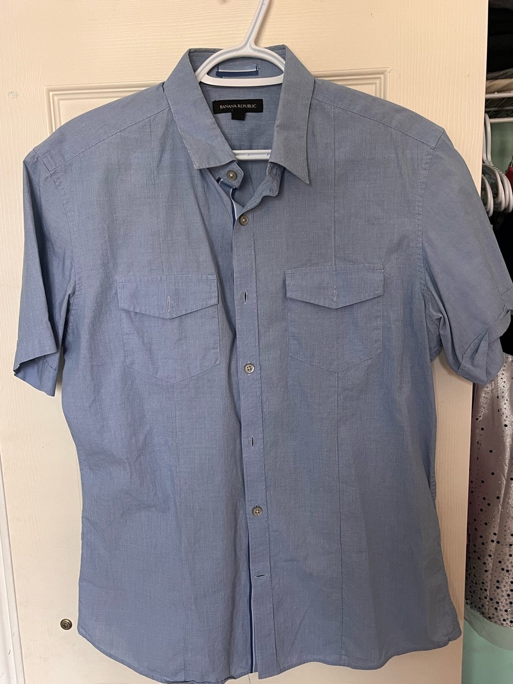 Men’s M Banana Republic Blue Short-Sleeve Casual Button-Down Shirt